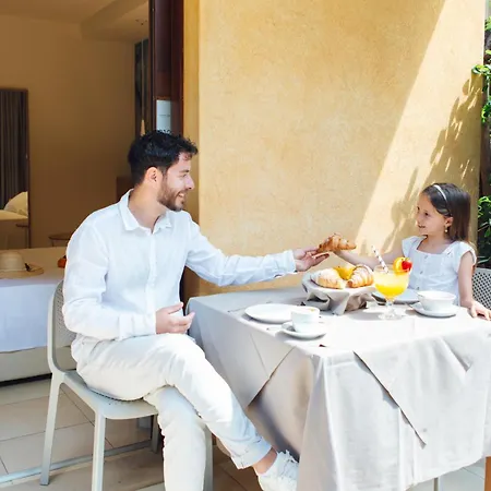 Canado Family Hotel-2